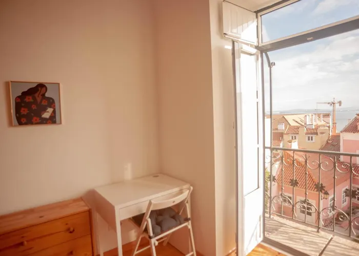 My Fair Lisbon - 2 Bedroom Apartment With River View