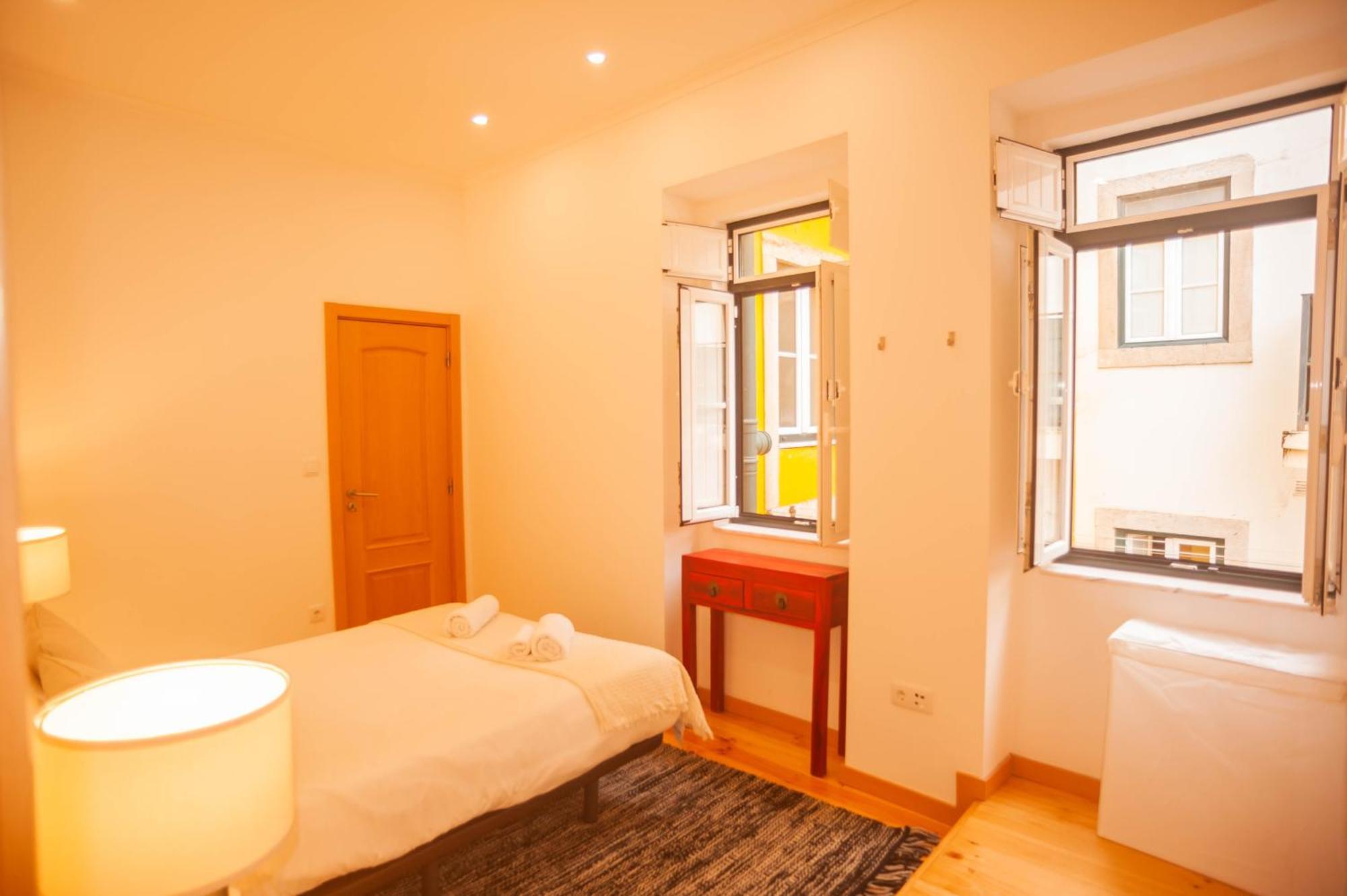 My Fair - 2 Bedroom With River View Lissabon